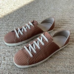 Freda Salvador EDA D'ORSAY SNEAKER - “Camel mini croc”, size 10